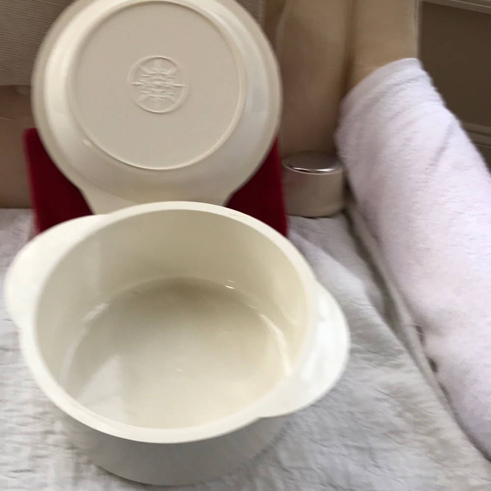 Microwave pan . - Picture 3 of 3